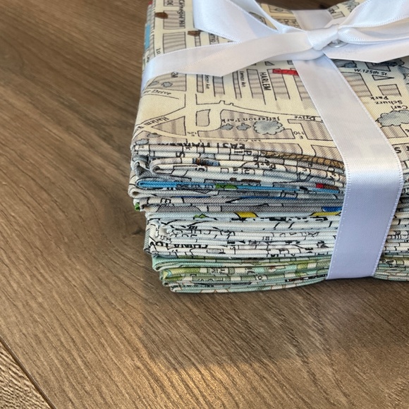 Passport by Moda Fabric 10 Fat Quarters - Picture 2 of 2